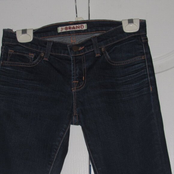 J BRAND Low Rise Skinny Leg Dark Wash Jeans Size 26 - Picture 2 of 7